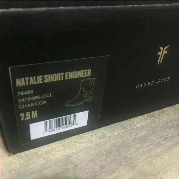 Frye Natalie Short Engineer Boot Charcoa Size 7.5 NIB. Condition is New with box - Picture 8 of 8
